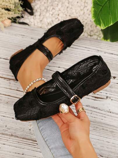 2026春夏新款女士平底鞋，黑色平底芭蕾舞鞋，饰有蝴蝶结和花卉刺绣，黑色透气镂空网面夏季凉鞋，方头亮片宽版玛丽珍鞋