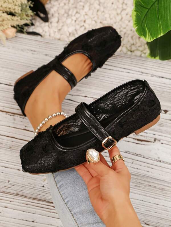 2026春夏新款女士平底鞋，黑色平底芭蕾舞鞋，饰有蝴蝶结和花卉刺绣，黑色透气镂空网面夏季凉鞋，方头亮片宽版玛丽珍鞋