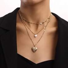 Women's Heart Pendant Multilayer Necklace, Minimalist Fashion Choker Suitable For Daily Wear - Multi-layered Heart Pendant - View 1