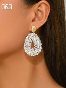 一对手工波西米亚风玻璃珠水滴耳环，简约时尚小众几何耳环，适合女性日常、度假、派对、情人节、母亲节、婚礼季、音乐节等场合佩戴（手工串珠颜色和数量随机排列） - 白色 - 查看 3