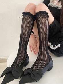 1 đôi tất cao đến đầu gối dành cho nữ, có ren, họa tiết bướm, xếp ly và lưới khoét lỗ. - Nhiều màu - Xem 4