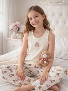 女童休闲简约睡衣套装（2件套），包含1件泰迪熊印花吊带背心和1条泰迪熊印花宽松长裤，适合春夏居家穿着。 - 杏色 - 查看 4