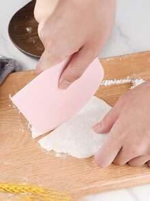 1pc Plastic Baking Scraper, Multifunctional PP Bread Separator, Home Baking Pizza Cutter, Cake Slicer, Kitchen Supplies, Kitchen Tools, Rice Roll Scraper, Multipurpose Scraper - View 7