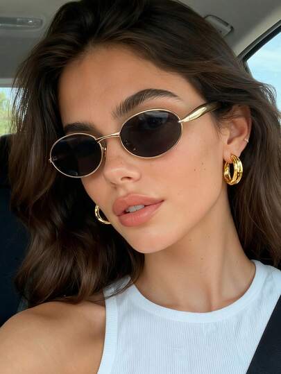 1 Cặp kính thời trang mạ vàng Y2K, thích hợp cho bãi biển và du lịch, gọng kính hình bầu dục cổ điển, phù hợp với nhiều trang phục và mùa tựu trường.