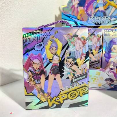 Bộ sưu tập bí ẩn nhóm nhạc nữ K-POP - Bộ văn phòng phẩm và quà tặng bất ngờ, bao gồm sổ tay, sticker, huy hiệu và thẻ ảnh, hình ảnh nhân vật sống động, đồ trang trí bàn làm việc, đồ dùng học tập di động và đồ sưu tầm dành cho người hâm mộ | Món quà hoàn hảo cho người hâm mộ K-POP, người yêu thích văn phòng phẩm và người sáng tạo nội dung trên mạng xã hội