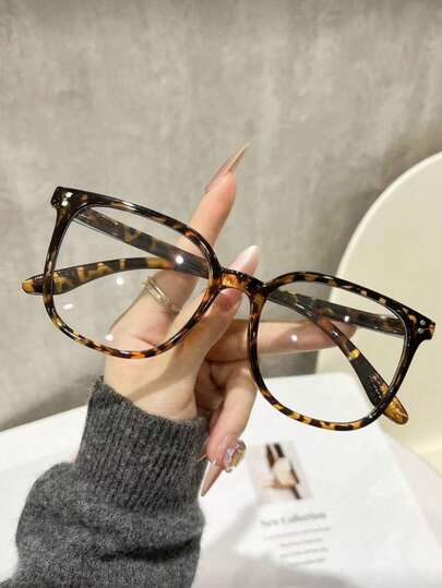 1pc Women's Lightweight Cat Eye Transparent Glasses, Suitable For Outdoor Travel, Office, TV Watching, Gaming, Mobile Accessories And Other Scenarios