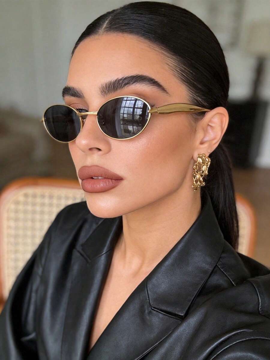 1pc Fashionable Small Frame Retro Streetwear Glasses, Suitable For Women For Autumn/Winter Outings, Travel, Beach, Music Festivals And Daily Wear - Gold Frame Gray Film - View 1