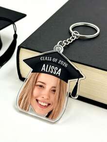 Bộ 1/3/5 móc khóa mũ tốt nghiệp in hình khuôn mặt theo yêu cầu, móc khóa mũ tốt nghiệp in ảnh cá nhân, tên tùy chỉnh, thiết kế mũ tốt nghiệp, quà tặng tiệc tốt nghiệp, quà lưu niệm tốt nghiệp năm 2026, quà tốt nghiệp trung học và đại học, móc khóa tốt nghiệp cá nhân độc đáo, phù hợp, độc đáo, có thể tùy chỉnh, quà kỷ niệm lý tưởng. - Nhiều màu - Xem 12