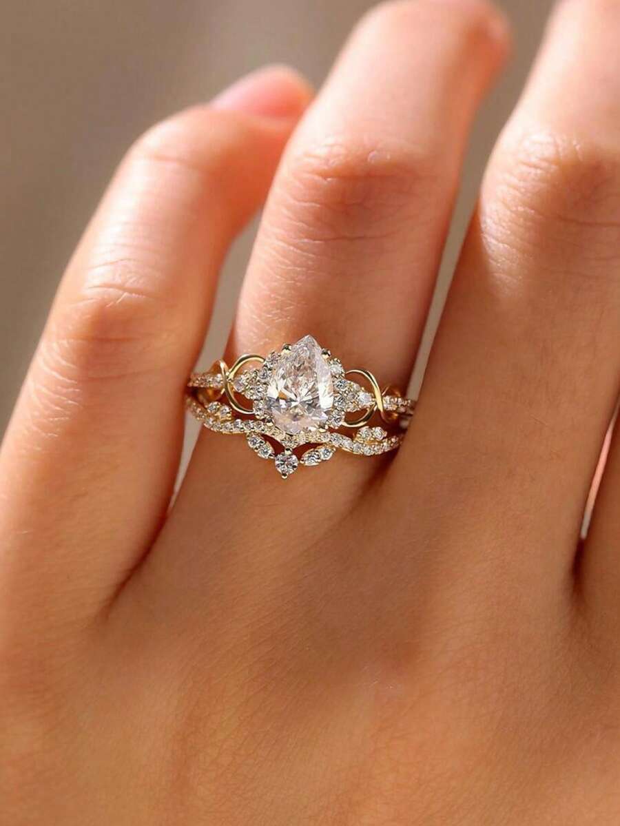 rundraw 2枚2026新款优雅奢华锆石几何花卉图案铜金戒指，适合女性日常、约会、派对、婚礼、订婚等场合佩戴，可搭配日常服饰和配饰，是送给朋友、爱人、情人节、新年等节日的最佳礼物。