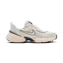 Giày thể thao cổ thấp Nike V2K Run Classic Comfort dành cho nữ, màu xám. - Xám - Xem 7