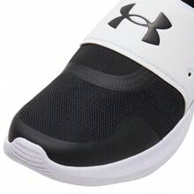 Under Armour 男款 UA Runplay 慢跑鞋，戶外運動舒適緩震跑鞋，適合日常通勤與路跑，建議訂購大 0.5-1 號，3024870-002 - 黑色/白色 - 查看 10
