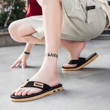 Sandal Jepit Klasik Warna Polos, Sol Bertekstur Anti Selip, Sandal Slip-On Nyaman untuk Pemakaian Sehari-hari, Tahan Lama & Tidak Mudah Berubah Bentuk - Hitam - View 4