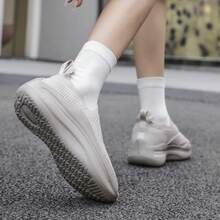 Women's Solid Color Casual Sports Shoes, Lightweight Soft-Sole Athletic Sneakers, Low-Top Breathable Fitness Shoes, Comfortable Thick-Soled Running Shoes - Apricot - View 2