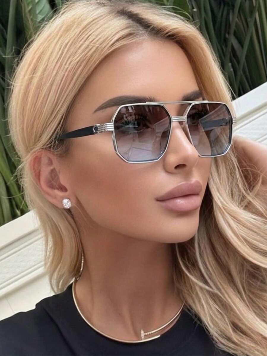 1 Pair Women's Silver Square PC Frame Retro Double-Bridge Gradient Lens Vacation Street Style Fashion Glasses