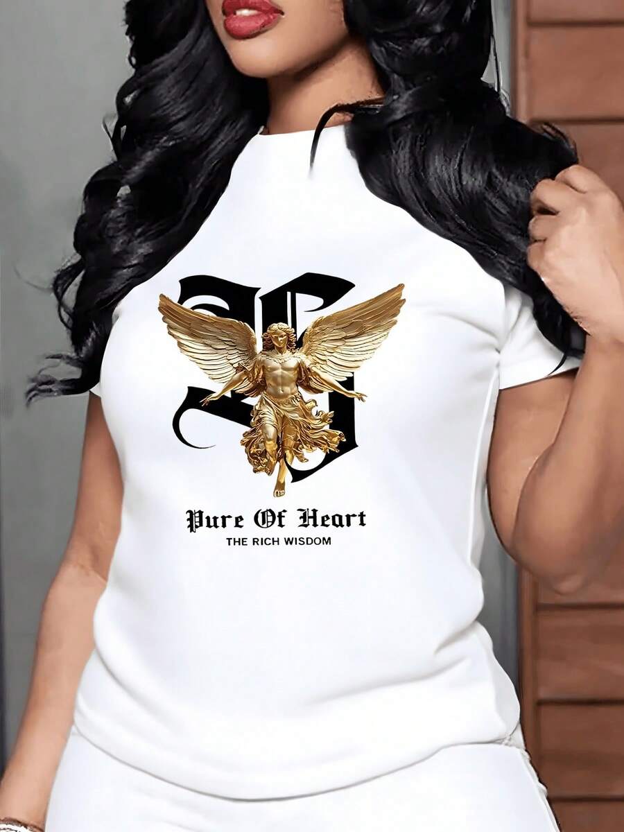 Ángel dorado con alas extendidas simbolizando la pureza del corazón y la sabiduría elevada sobre letras góticas negras camiseta de mujer blanca casual 220g - Blanco - Ver 1