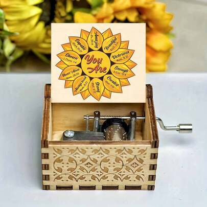 1PCS Vintage Wooden Hand Cranked Music Box, Engraved With Pattern And Playing The Melody Of The Soul - YOU ARE MY SUNSHINE, Retro Engraved Melody Box, Gift For Christmas Birthday Wedding, Home Decoration Ornament
