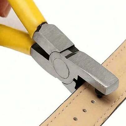 1 chiếc kìm bấm dây đai cầm tay đa năng 2mm, dụng cụ bấm lỗ dây da, dụng cụ bấm lỗ, bấm lỗ thẻ, bấm lỗ dây đeo, vật dụng thiết yếu cho mùa tựu trường.