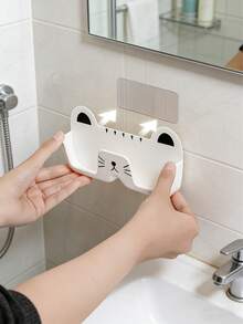 Giá treo kính mắt hình mèo dễ thương gắn tường, giá đựng kính râm hoạt hình, kệ đựng kính treo tường không cần khoan. Phù hợp cho phòng ngủ, phòng tắm, phòng khách và bàn đầu giường, lý tưởng để đựng kính râm, kính cận và kính đọc sách. Kiểu dáng động vật đáng yêu, tiết kiệm không gian, phụ kiện gia đình thiết thực giúp giữ cho kính mắt gọn gàng và ngăn nắp. - Nhiều màu - Xem 7