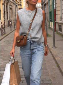 一件女士纯色针织罗纹纽扣背心，适合春夏日常穿着、约会、办公、居家穿着。 - 灰色 - 查看 6