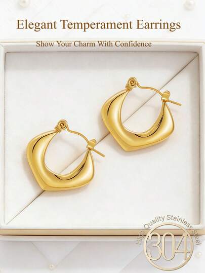 一对厚实的不锈钢耳环，14K金镶嵌爱心图案，轻盈透气，低过敏性材质，简约心形耳钉，时尚饰品，适合日常休闲佩戴。是送给妈妈/女性朋友/妻子的最佳礼物。