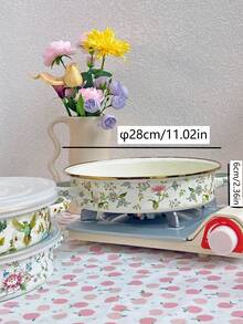 Luxury Persian Style + Complex Colorful Geometric Pattern/Contrasting Edge Trim + Round Shallow Pot Shape + Sturdy Heat-Resistant Handle + Easy To Clean Durable/Preserves Freshness & Warmth + Retro Palace Enamel Pot + Suitable For Holiday Entertaining/Outdoor Picnics & Barbecues/All-Season Kitchen Cooking - View 6