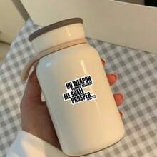 1件可拆卸防水耐用戶外PVC 3英吋貼紙，印有「沒有任何武器能對你造成傷害」以賽亞書 54:17 勵志基督教信仰金句，黑白粗體設計，適用於筆電、手機、水壺、滑板、頭盔、手帳、汽車桿 - 3*2.27英寸 - 查看 7