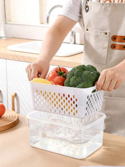 多功能双层沥水设计食品储物盒，保持食物新鲜，防尘防异味，是保存水果蔬菜的理想之选，整洁实用。