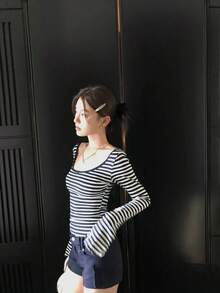 Áo thun dài tay ôm sát, chất liệu rayon kẻ sọc, cổ chữ U, hở lưng, co giãn, thích hợp mặc nhiều lớp, mùa xuân/hè. - sọc xanh hải quân - Xem 7