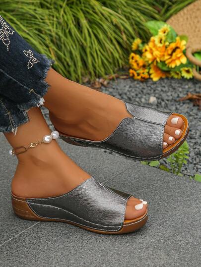 Plus Size Women's Simple Solid Color Comfortable Lightweight Platform Wedge Sandals, Silver Gray/Gun Color Open Toe Slippers, Casual Slip-On Sandals For Summer Daily Indoor/Outdoor, Beach, Vacation