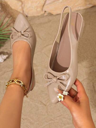 Nuevos zapatos de tacón medio con puntera puntiaguda y tacón grueso, estilo francés para primavera/otoño. Zapatos de trabajo de bajo empeine no fatigantes para mujeres