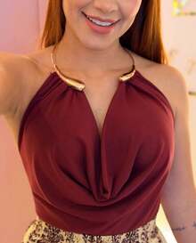 Women's Bodysuit With Cowl Neckline, Draped Detail, And Gold Choker - Elegant And Sensual For Parties, Clubs, And Parties - 紅木色 - 查看 3