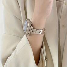 1pc Women's New Starlight Metal Bracelet, Compatible With Apple Watch Band 44mm, 40mm, 45mm, 41mm, 42mm, 46mm, 38mm, Ultra 2, 49mm, Fashion Simple Women's Watch Band, Suitable For IWatchSeries 11, 10, 9, 8, 7, SE, 6, 5, 4, 3, 2, 1. Fashion Watch Band, Smartwatch Band, Compatible With Apple Watch Band, Bracelet Band, Smartwatch Band, Watch Band, Smartwatch Band - Starlight - View 2