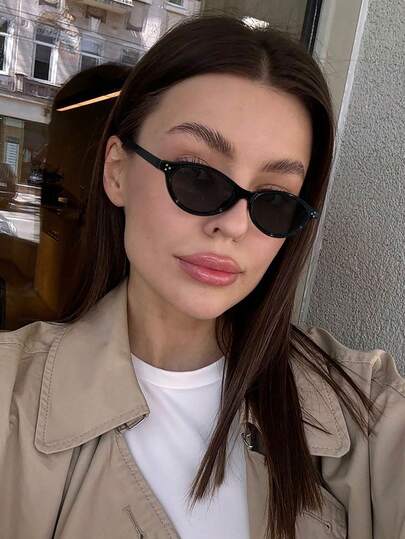 1 PC Women's Retro Oval Fashion Glasses Lightweight Polycarbonate Frame Soft Tinted Lenses Suitable For Daily Outdoor With Glasses Box