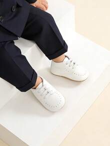 Newborn Soft Bottom Rocking Shoes, Non-Slip Lightweight Unisex Infant Simple Loafers, Soft Bottom Anti-Slip Prewalker Shoes - White - View 2