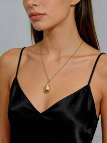 1条金色不锈钢18K镀金链，配水滴吊坠项链，休闲复古简约风格，适合日常佩戴、节日、约会等场合。 - 金色 - 查看 2