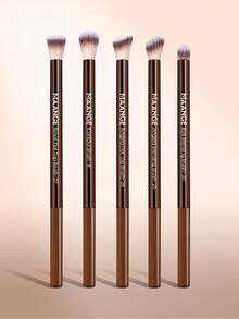 5/17/22件套专业化妆刷套装，包含2个化妆海绵和1个化妆包，内含粉底刷、平头刷、腮红刷、高光刷、修容刷、遮瑕刷、点彩刷，采用柔软纤维和亲肤材料制成，方便旅行和约会携带，适合送给女性和女孩，可作为赠品，专业化妆刷套装，完整化妆套装 - 棕色 - 查看 6