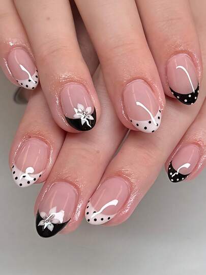 24pcs Short Oval Polka Dot Floral French Fake Nails, Black & White Cute Elegant Nail Tips For Spring/Summer Daily Wear, For Women