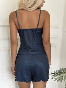 Bộ đồ mặc nhà mùa hè nữ tính, gợi cảm phong cách Y2K Pure Desire, gồm áo hai dây dệt kim in chấm bi với thiết kế bèo nhún và nơ, cùng quần short. - Màu xanh hải quân - Xem 2