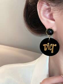 新款植绒字母耳环，小众百搭简约时尚独特耳环 - 植絨字母耳環 - 查看 2