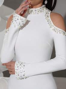 Elegant Black High Neck Off-Shoulder Fitted Long Evening Gown, Decorated With Pearl And Rhinestone On Sleeves, Suitable For Party, Wedding And Other Occasions - White - View 4