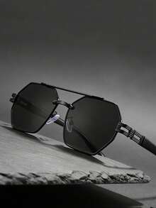 一副男士金色边框双梁不对称多边形时尚眼镜，金属材质，防晒，轻奢欧式街头风时尚眼镜，黑金镜腿，都市漫步风格 - 彩色 - 查看 8