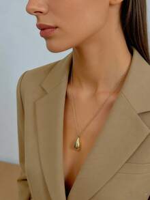 1条金色不锈钢18K镀金链，配水滴吊坠项链，休闲复古简约风格，适合日常佩戴、节日、约会等场合。 - 金色 - 查看 4