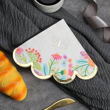20 pezzi/40 pezzi/60 pezzi, Tovaglioli di carta con fiori e farfalle, tovaglioli monouso a 2 veli con bordo dorato zigrinato, design colorato con fiori selvatici e farfalle, forniture per feste di primavera per matrimoni, baby shower, addio al nubilato, compleanni, tea festa in giardino - Visualizzare 2