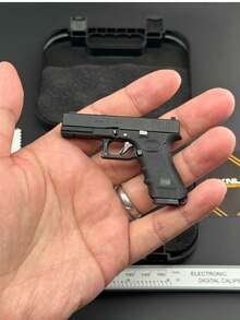 KNL HOBBY Pistol Model G Type 17 Black Scale Alloy Model Keychain 1/3 Scale + Collectible Storage Suitcase+Holster Model Keychain Collectible Verison Can Not Shoot - Black - View 3