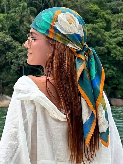 1pc Luxury Floral Print Lightweight Breathable 90cm Square Scarf/Shawl, Versatile Women Headscarf, Suitable For Vacation, Party, Daily Use, Perfect For Accessorizing Your Look,Beach,Holiday