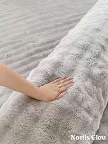Opulent Extra-Long Faux Rabbit Fur Pillow Cover - Plush Milk Velvet, Faux Fur Body Pillow CoverZippered Opening, Washable In Machine, Contemporary Minimalist Style, Ideal For Bedroom/Guest Room, Great Gift Idea - Nhiều màu - Xem 8