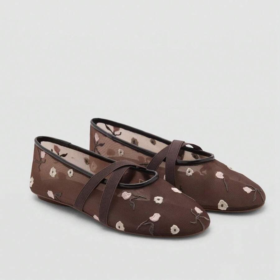 Scarpe con tacco alto da donna, nuove e alla moda ballerine estive con punta arrotondata, rete ricamata con motivi floreali, cinturini incrociati e design traforato traspirante.