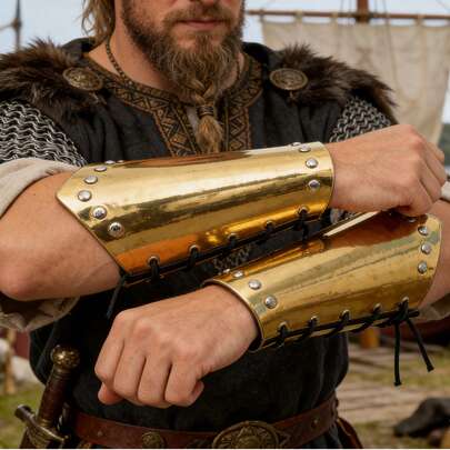 1 Pair Adjustable Medieval Bronze/Silver PU Leather Wrist Cuffs, Vintage Roman Gladiator Arm Guards, Knight Archery Bracers, Suitable For Role-Playing, Cosplay, Stage Performance