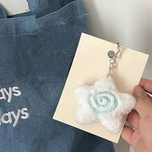 Bolso con colgante en forma de estrella, novedoso y único, ligero, lindo y creativo llavero para parejas, que nunca se desvanece, perfecto para regalos y uso diario - Llavero único y bonito con forma de estrella en color blanco. - Ver 6