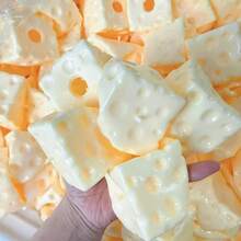 1 chiếc đồ chơi bóp mềm hình quả bóng pho mát vuông siêu mỏng bán chạy nhất năm 2026, vỏ TPR đàn hồi chậm, món quà hoàn hảo, quà tặng ngày lễ, quà sinh nhật, món quà thú vị. - Nhiều màu - Xem 3